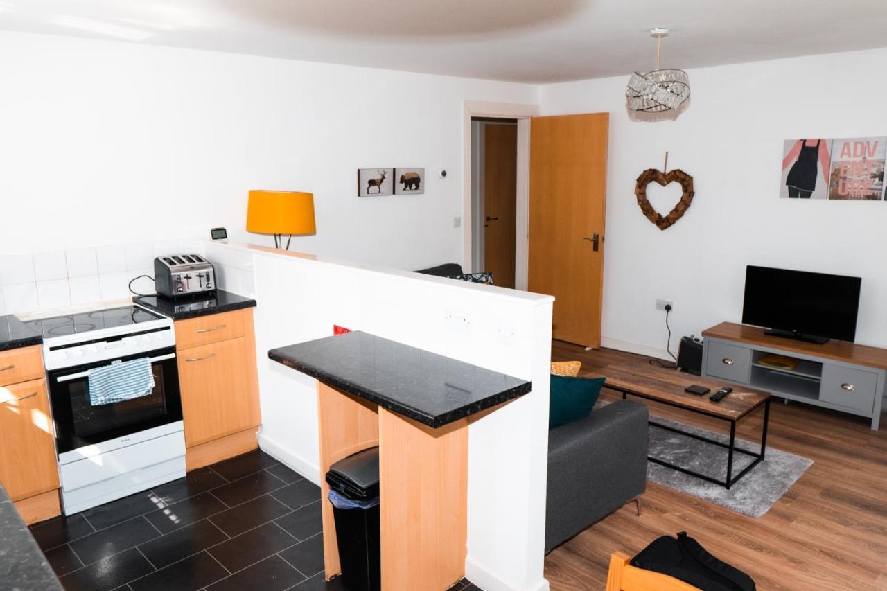 2 Bedroom Apartment Liverpool Hosted By Seren Property エクステリア 写真