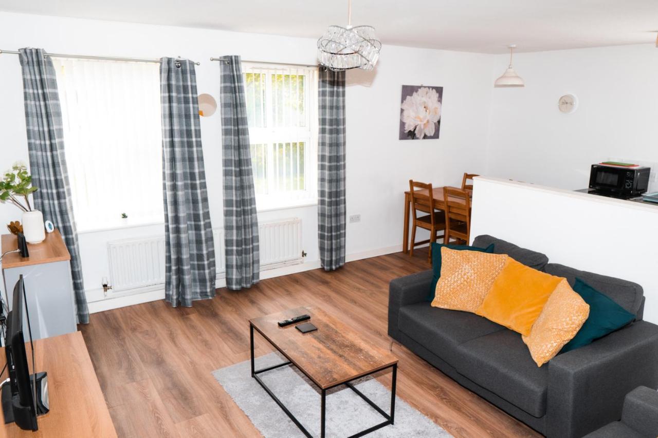 2 Bedroom Apartment Liverpool Hosted By Seren Property エクステリア 写真