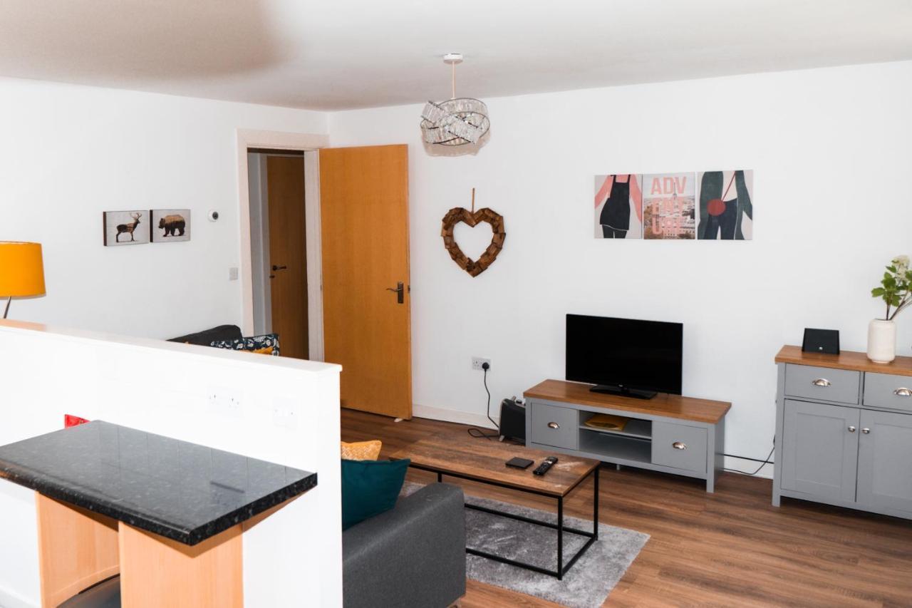 2 Bedroom Apartment Liverpool Hosted By Seren Property エクステリア 写真