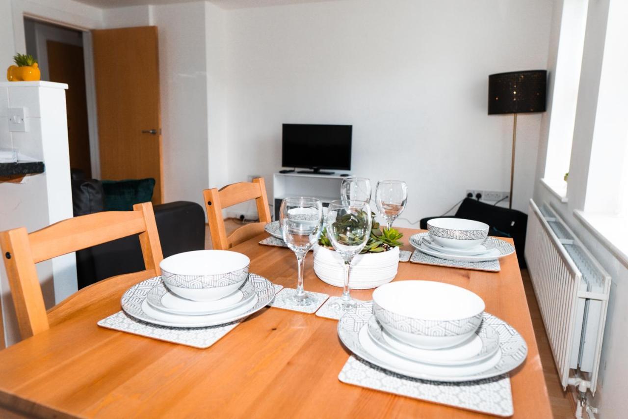 2 Bedroom Apartment Liverpool Hosted By Seren Property エクステリア 写真